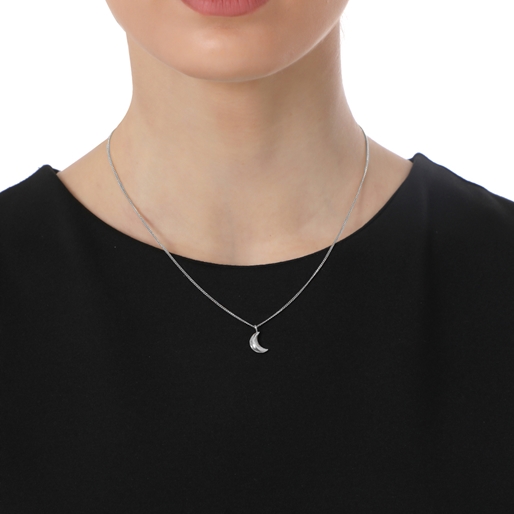 Fashionable.Me Silver Chain Necklace With Moon Motif-