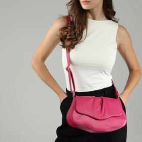 Metropolitan Fab μεσαία φούξια δερμάτινη τσάντα χιαστί-