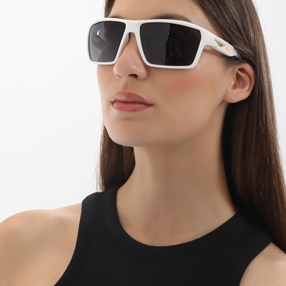 Sunglasses wrap around mask in matte white color-